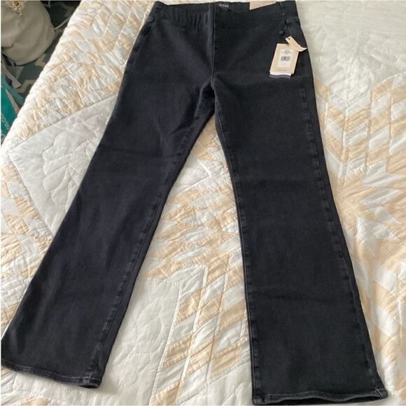 NWT NYDJ size 12 - 16 black pull on stretch jeans bootcut, elastic waistband - Picture 4 of 11